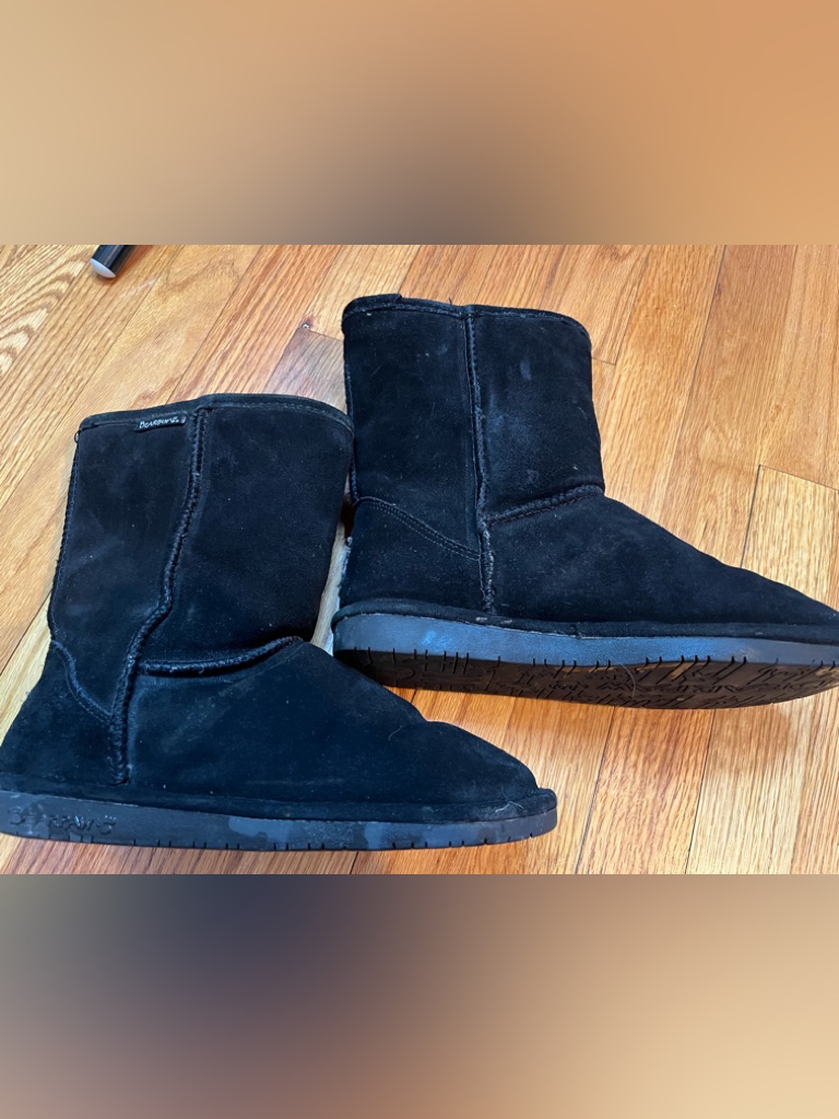 Bearpaw Emma Short Women's Classic Winter Slip On Boots, Lightweight Black Sued